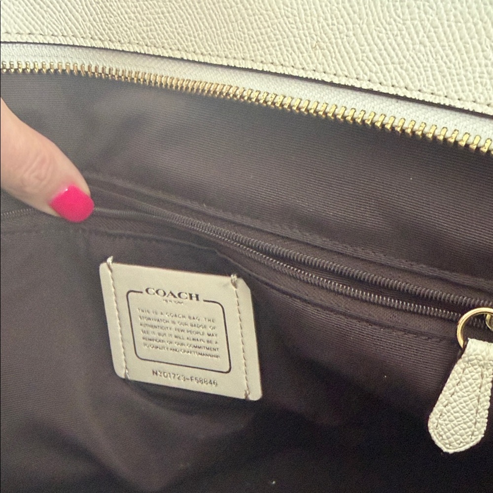 Coach Ivory Leather Tote - Picture 4 of 7